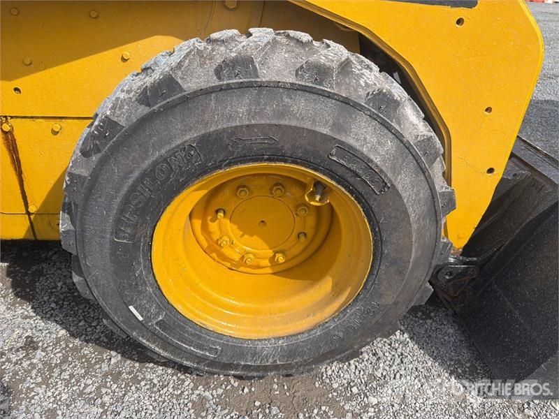 CAT 242B Series II Minicargador / Skid Steer Loader Φορτωτάκια