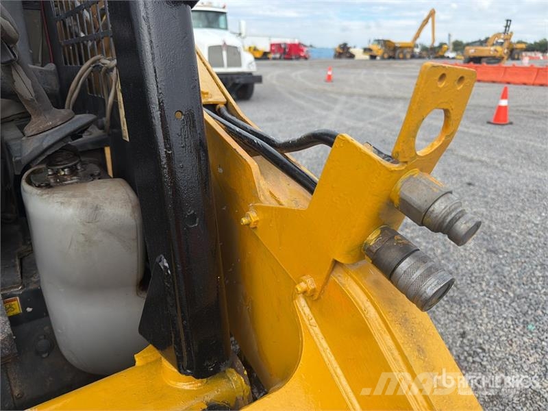 CAT 242B Series II Minicargador / Skid Steer Loader Φορτωτάκια
