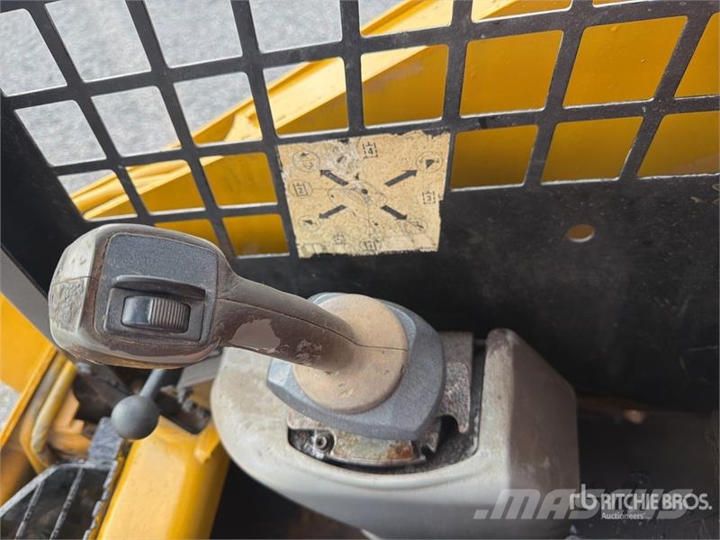 CAT 242B Series II Minicargador / Skid Steer Loader Φορτωτάκια