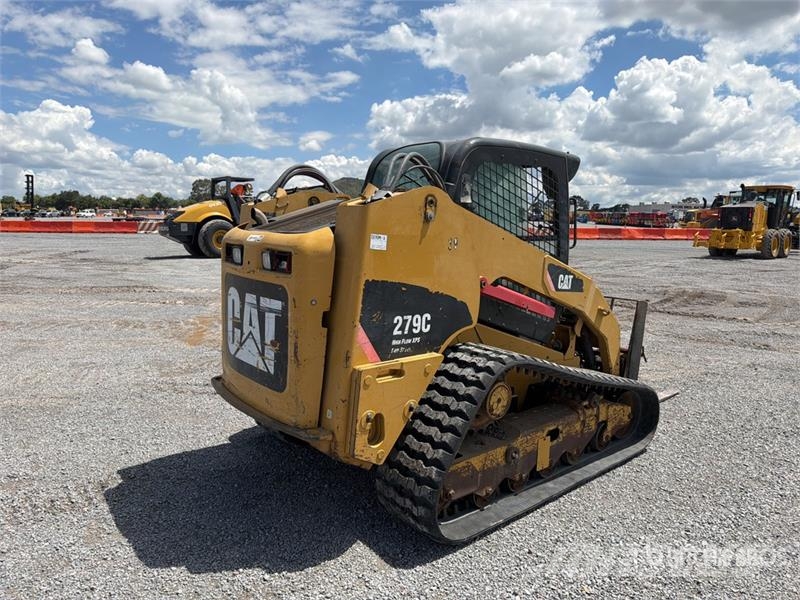 CAT 279C لوادر انزلاقية التوجيه