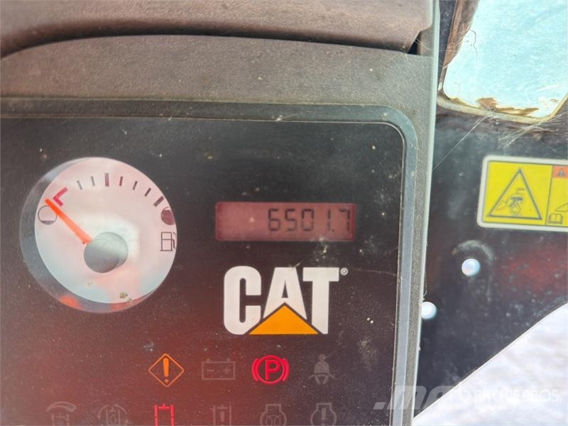 CAT 279C Kompaktrakodók
