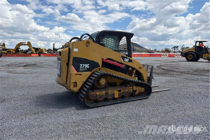 CAT 279C Kompaktrakodók