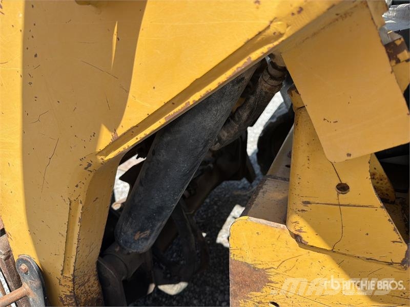 CAT 279C Kompaktrakodók
