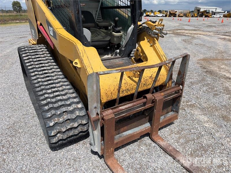 CAT 279C Kompaktrakodók