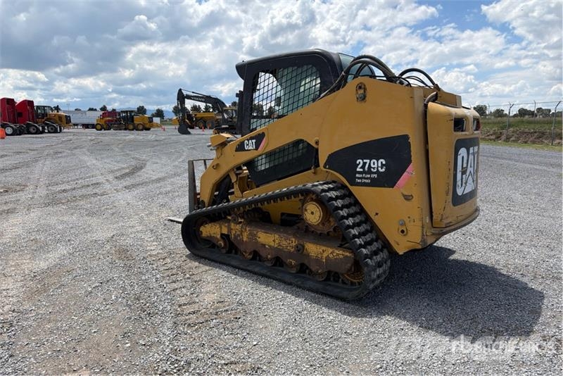 CAT 279C Kompaktrakodók