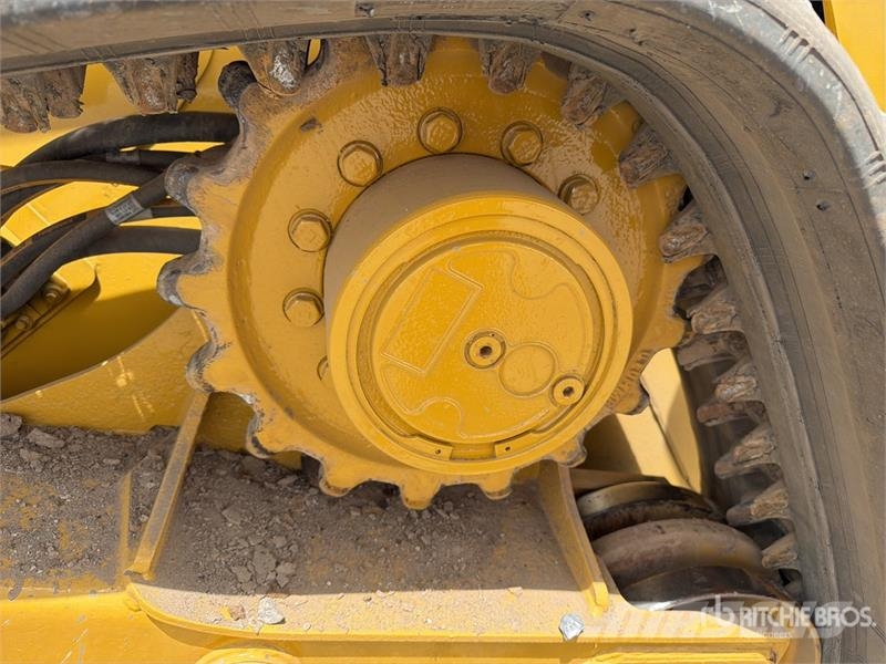 CAT 299D3 Two-Speed High Flow Minicargador / Compact T Kompaktrakodók