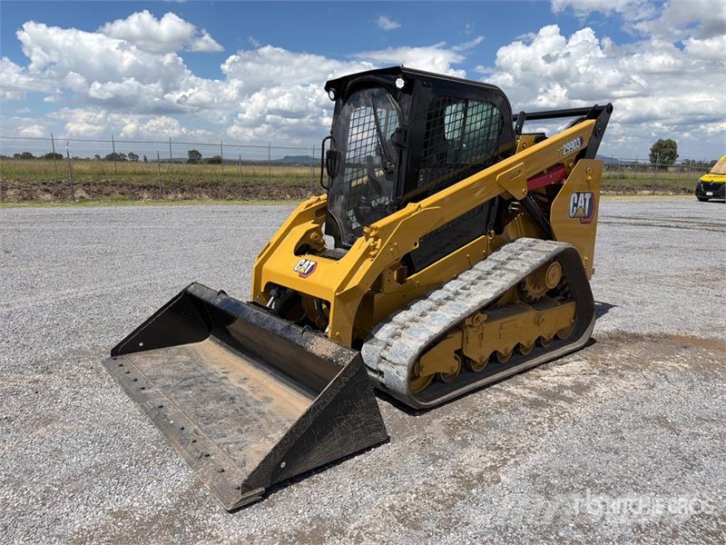CAT 299D3 Two-Speed High Flow Minicargador / Compact T Kompaktrakodók