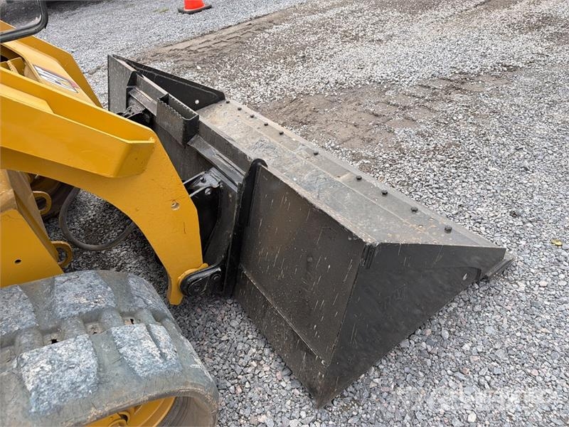 CAT 299D3 Two-Speed High Flow Minicargador / Compact T Kompaktrakodók