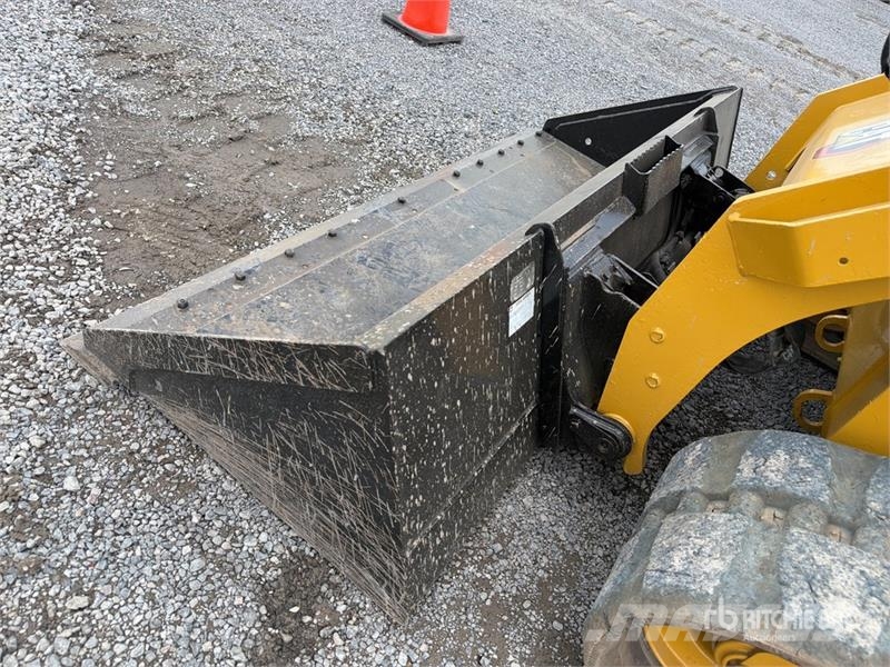 CAT 299D3 Two-Speed High Flow Minicargador / Compact T Kompaktrakodók