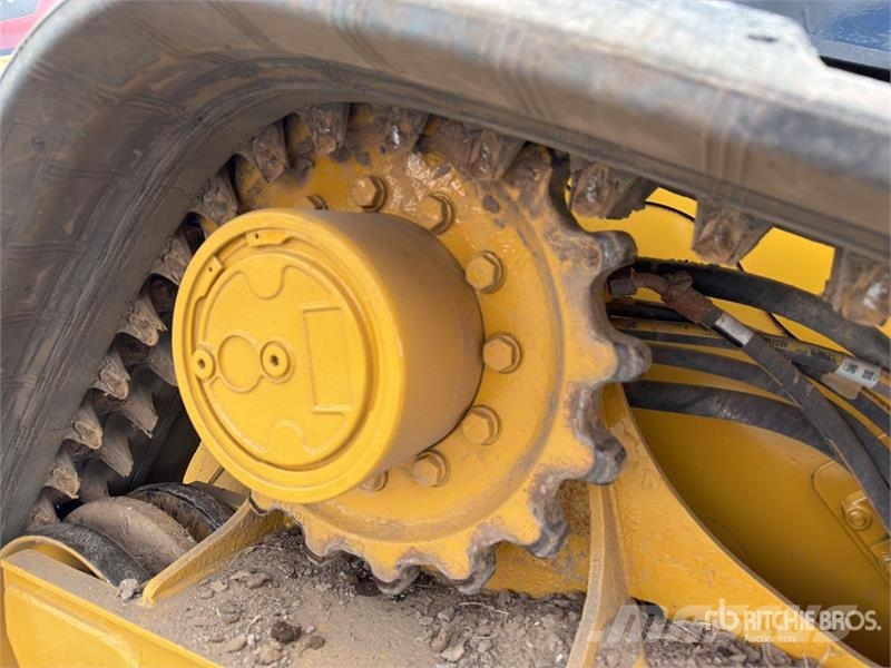 CAT 299D3 Two-Speed High Flow Minicargador / Compact T Kompaktrakodók