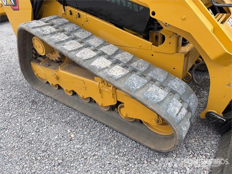 CAT 299D3 Two-Speed High Flow Minicargador / Compact T Kompaktrakodók
