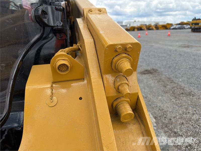 CAT 299D3 Two-Speed High Flow Minicargador / Compact T Kompaktrakodók