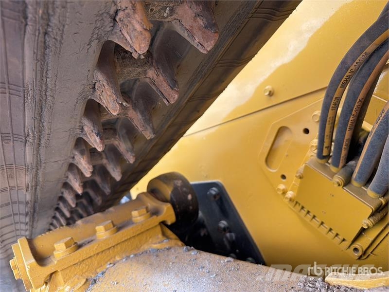 CAT 299D3 Two-Speed High Flow Minicargador / Compact T Kompaktrakodók