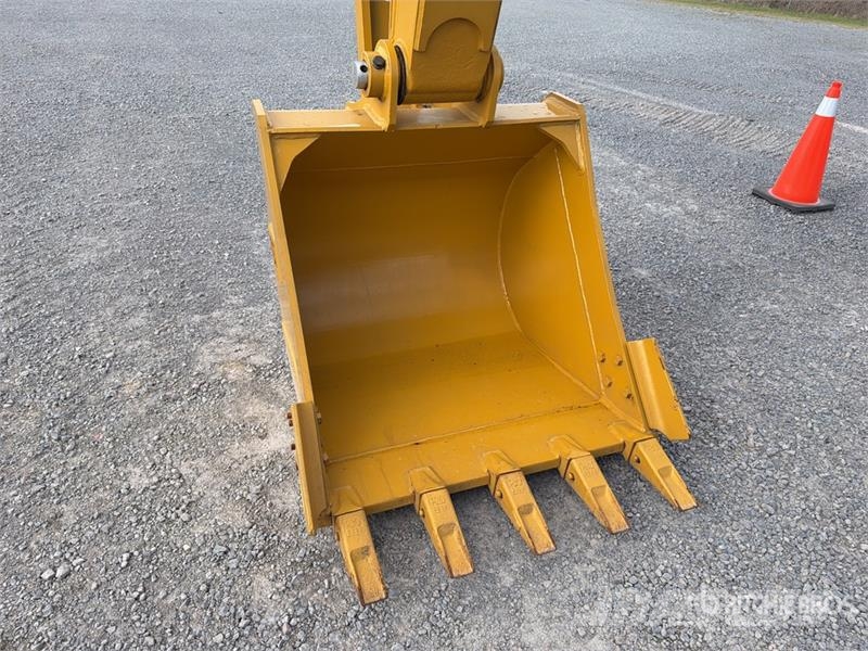 CAT 313D2L Excavadora Hidraulica / Tracked Excavator حفارات زحافة