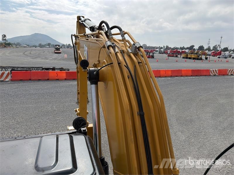 CAT 313D2L Excavadora Hidraulica / Tracked Excavator حفارات زحافة