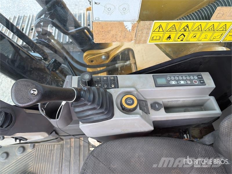 CAT 320 D3 Excavadora Hidraulica / Tracked Excavator Excavadoras sobre orugas