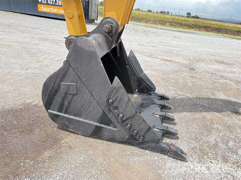 CAT 320CL Excavadora Hidraulica / Tracked Excavator Raupenbagger