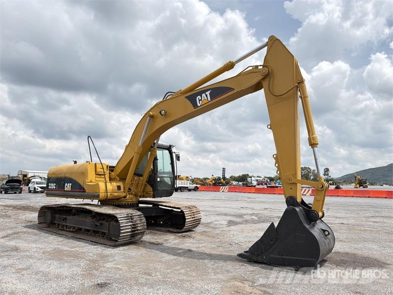 CAT 320CL Excavadora Hidraulica / Tracked Excavator Raupenbagger