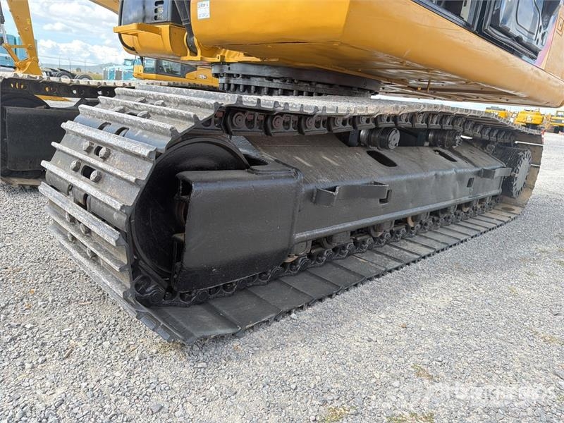CAT 320D2 Excavadora Hidraulica / Tracked Excavator حفارات زحافة