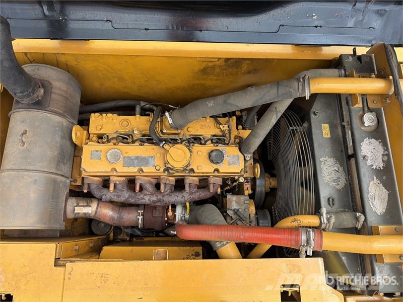 CAT 320D2 Excavadora Hidraulica / Tracked Excavator Escavatori cingolati
