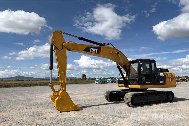 CAT 320D2 Excavadora Hidraulica / Tracked Excavator حفارات زحافة