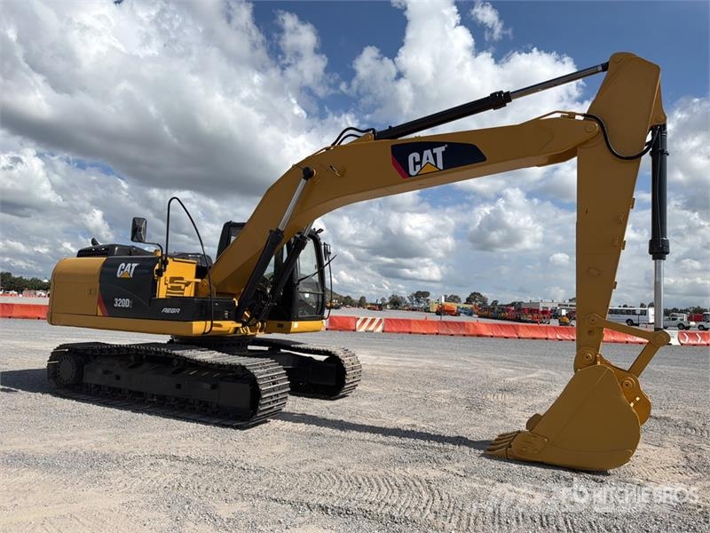 CAT 320D2 Excavadora Hidraulica / Tracked Excavator Bageri guseničari