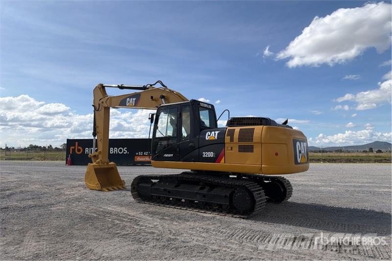 CAT 320D2 Excavadora Hidraulica / Tracked Excavator حفارات زحافة