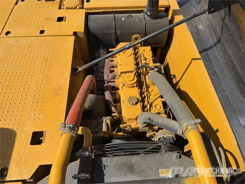 CAT 320D2 Excavadora Hidraulica / Tracked Excavator حفارات زحافة