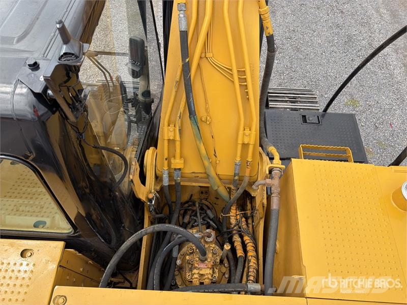 CAT 320D2 Excavadora Hidraulica / Tracked Excavator Escavatori cingolati