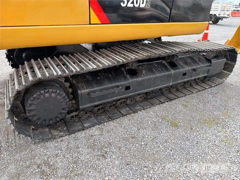CAT 320D2 Excavadora Hidraulica / Tracked Excavator Escavatori cingolati