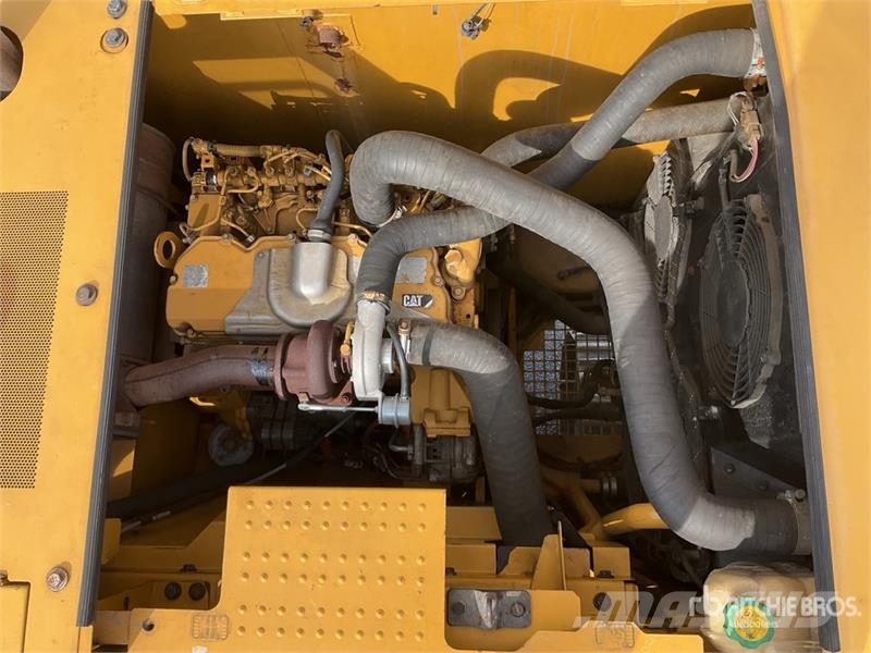 CAT 320GC Excavadora Hidraulica / Tracked Excavator Raupenbagger