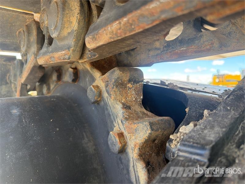 CAT 321 Tracked Excavator (Unused) Escavadoras de rastos