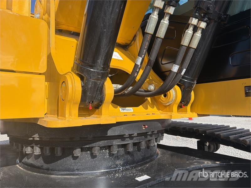 CAT 321 Tracked Excavator (Unused) Escavadoras de rastos