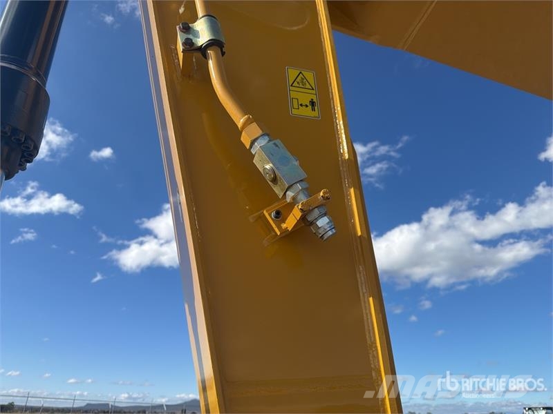 CAT 321 Tracked Excavator (Unused) Escavadoras de rastos