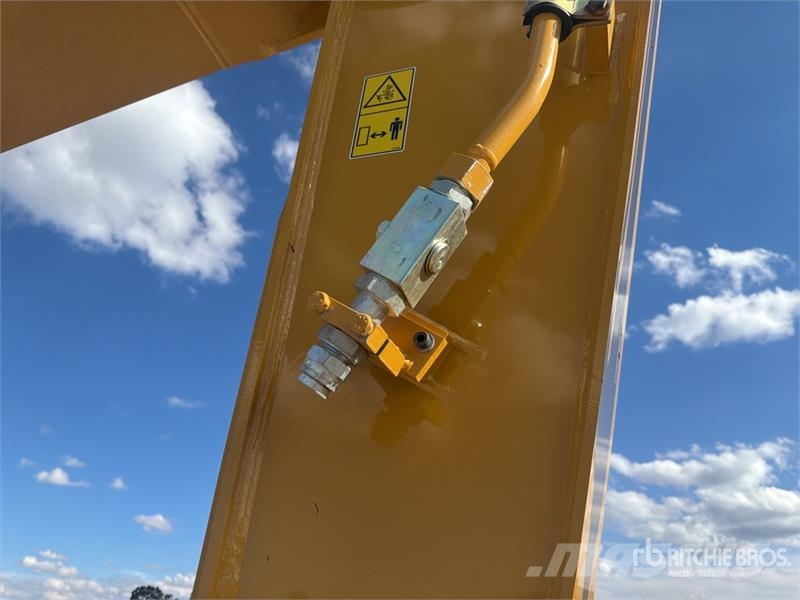 CAT 321 Tracked Excavator (Unused) Escavadoras de rastos