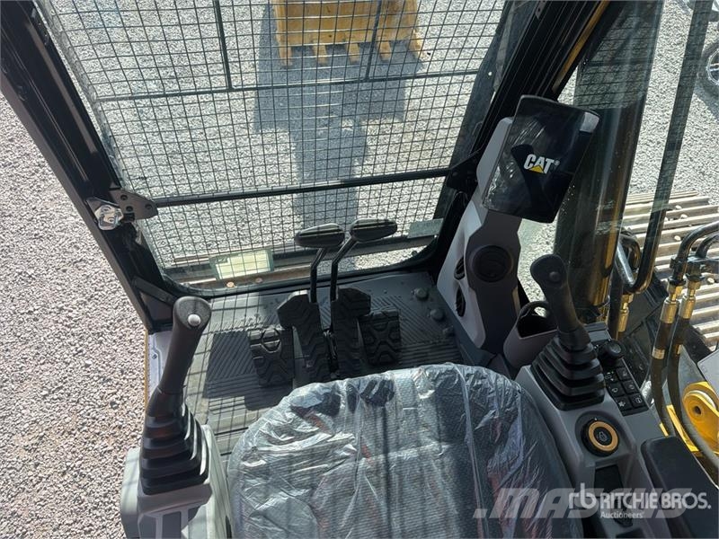 CAT 321 Tracked Excavator (Unused) Escavadoras de rastos