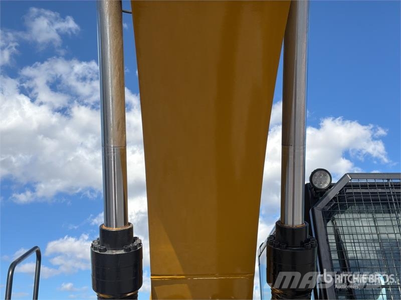 CAT 321 Tracked Excavator (Unused) Escavadoras de rastos