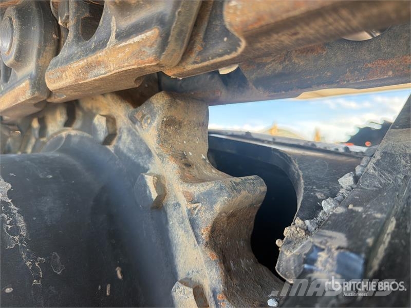 CAT 321 Tracked Excavator (Unused) Escavadoras de rastos