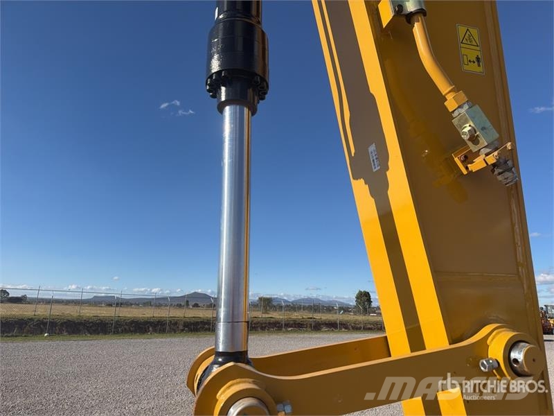 CAT 321 Tracked Excavator (Unused) Escavadoras de rastos