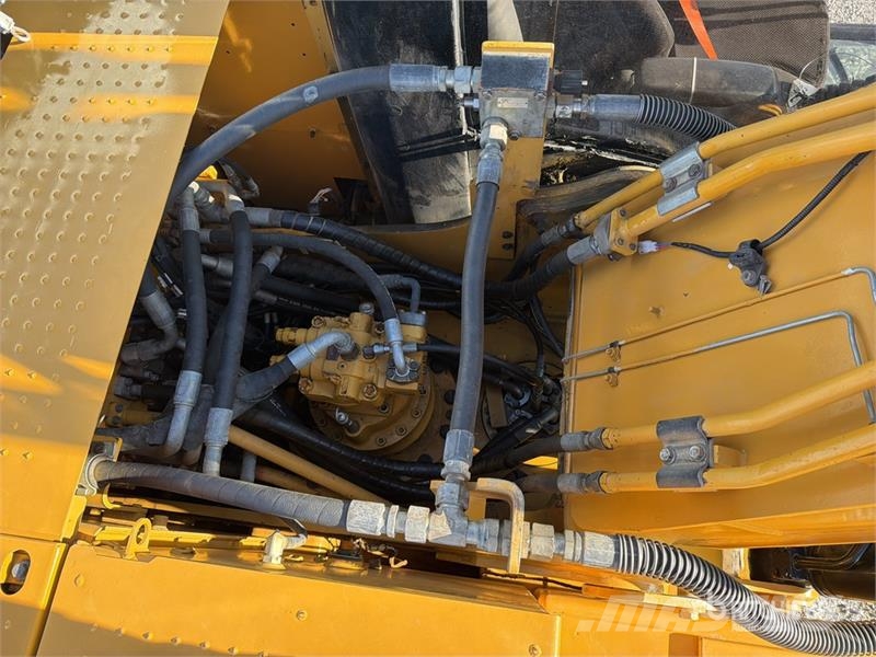 CAT 323D3 Excavadora Hidraulica / Tracked Excavator Roomikekskavaatorid