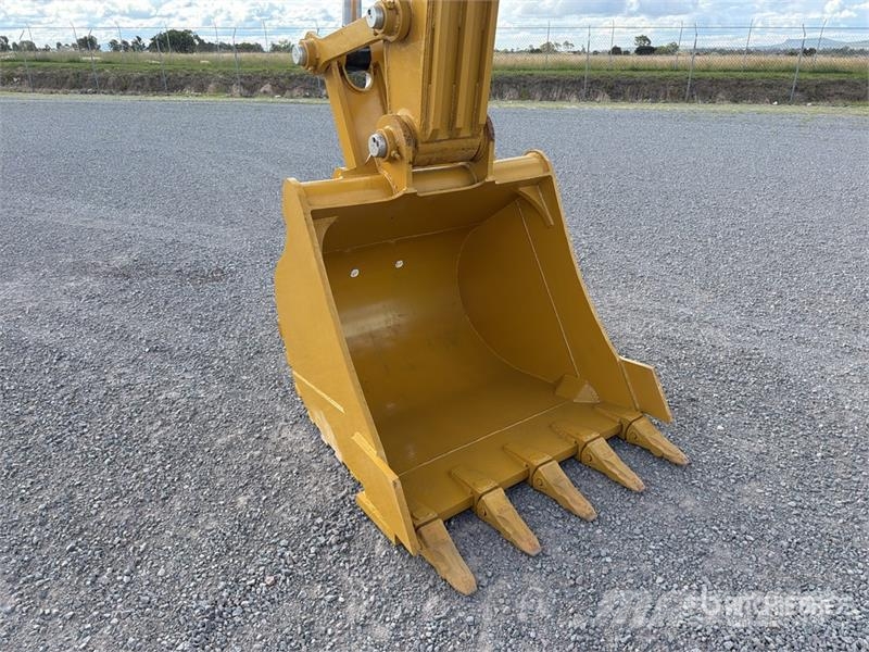 CAT 323D3 Excavadora Hidraulica / Tracked Excavator Pásové rýpadlá