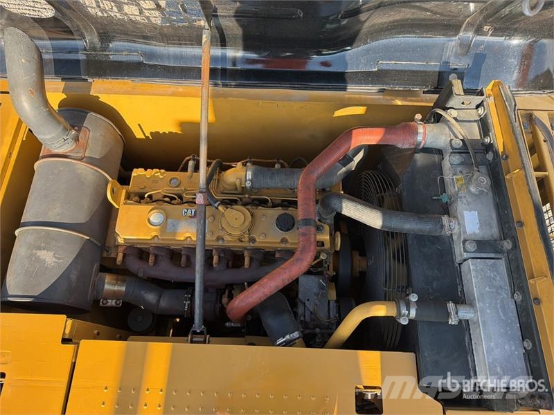CAT 323D3 Excavadora Hidraulica / Tracked Excavator Roomikekskavaatorid