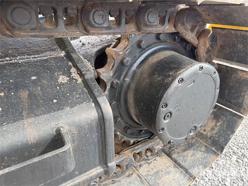 CAT 323D3 Excavadora Hidraulica / Tracked Excavator Pásové rýpadlá