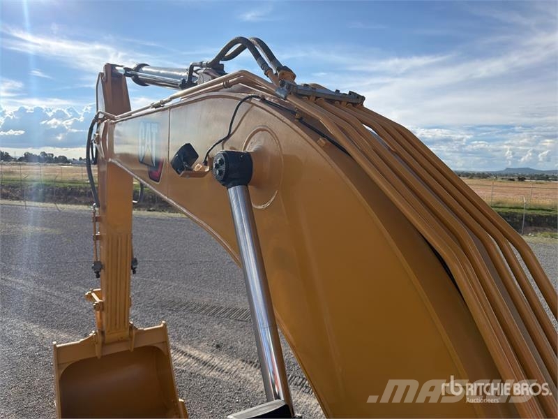 CAT 323D3 Excavadora Hidraulica / Tracked Excavator Roomikekskavaatorid
