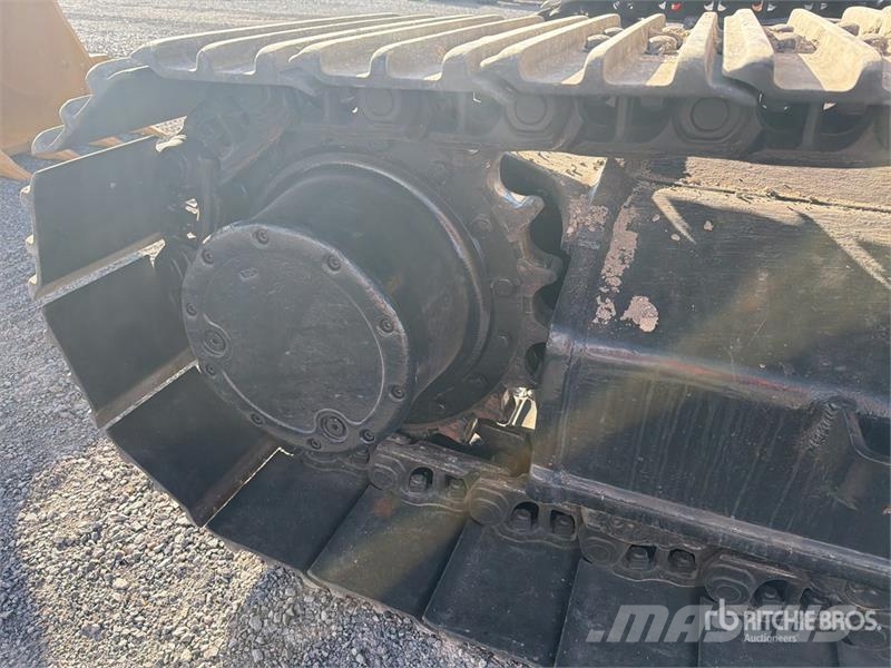 CAT 323D3 Excavadora Hidraulica / Tracked Excavator Roomikekskavaatorid
