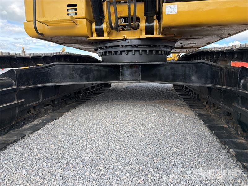CAT 323D3 Excavadora Hidraulica / Tracked Excavator Pásové rýpadlá
