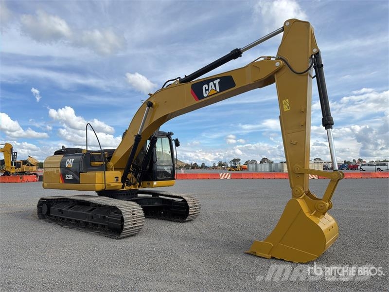 CAT 323D3 Excavadora Hidraulica / Tracked Excavator Excavadoras sobre orugas
