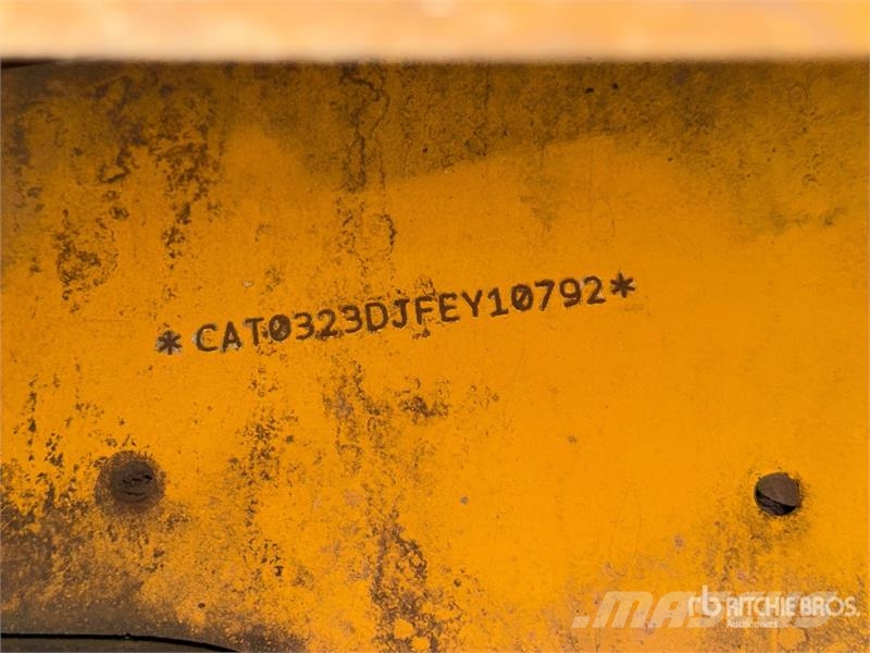 CAT 323D3 Excavadora Hidraulica / Tracked Excavator Excavadoras sobre orugas