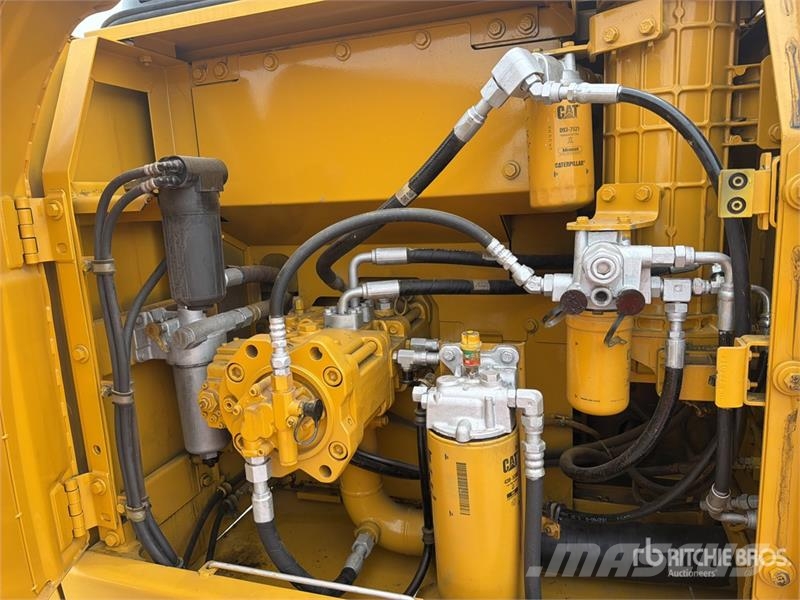 CAT 323D3 Excavadora Hidraulica / Tracked Excavator Excavadoras sobre orugas