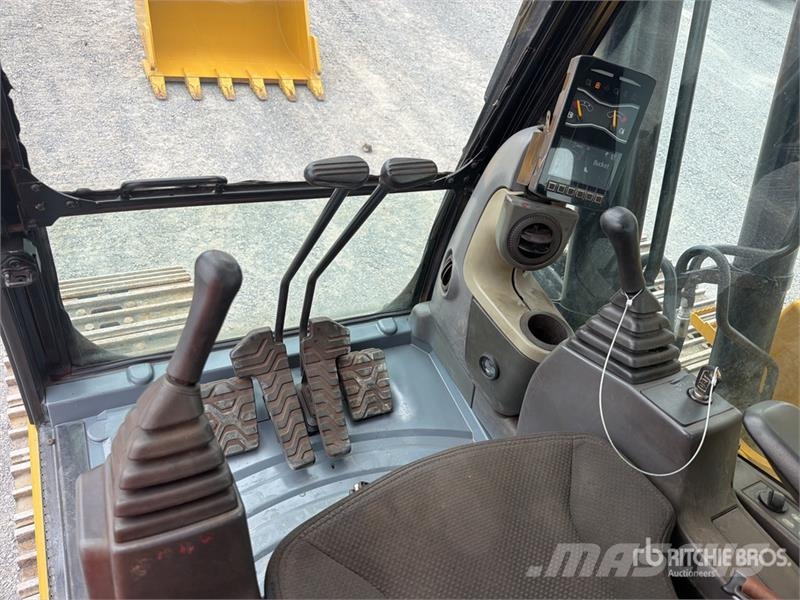 CAT 323D3 Excavadora Hidraulica / Tracked Excavator Excavadoras sobre orugas